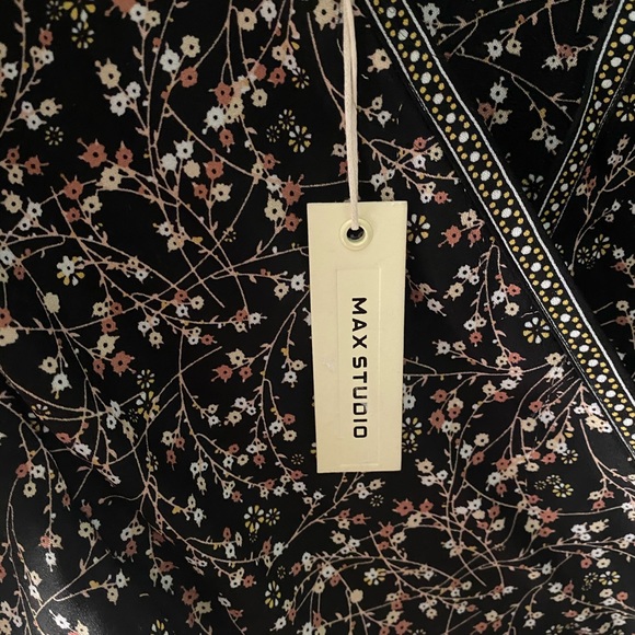 Max Studio Ruffled Surpliced Dress - Picture 4 of 6